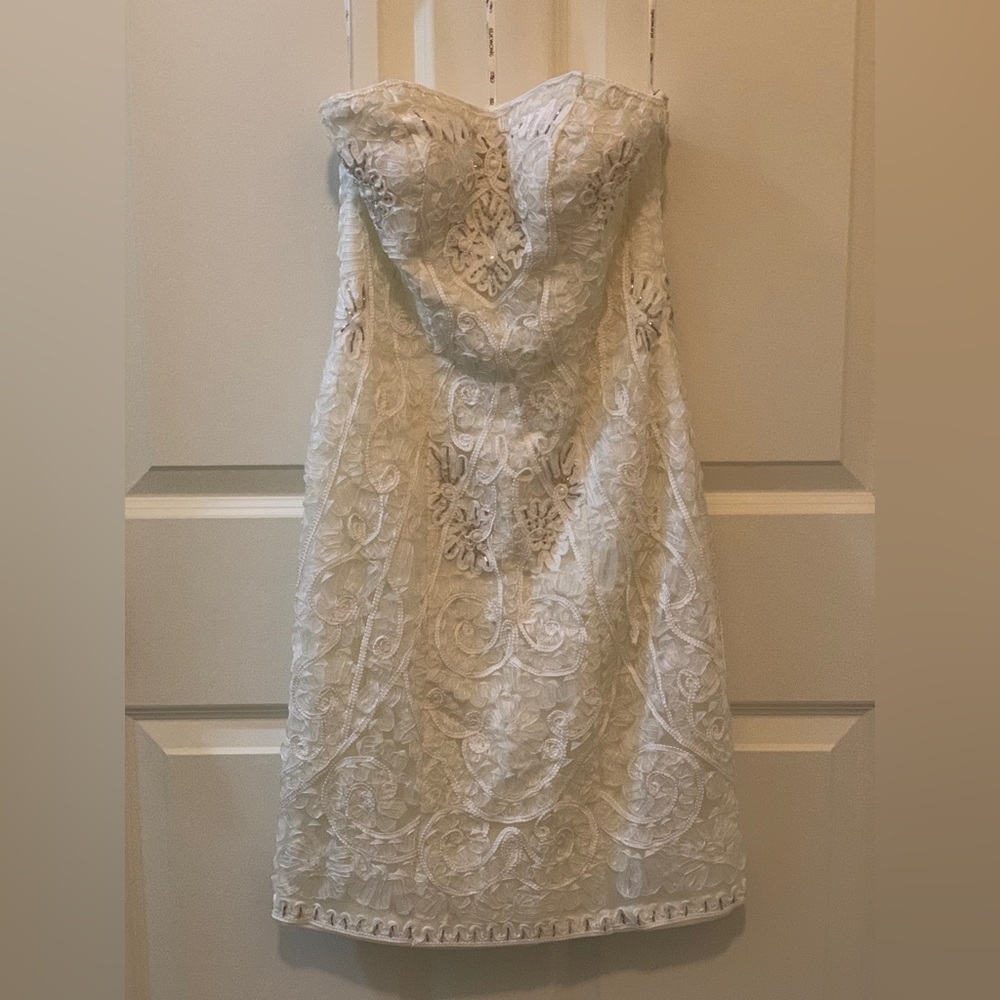 Suewong Elegant White Lace Strapless Dress. Size-4